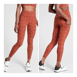 Athleta 7/8 Ultimate Stash Snakeskin Tight Leggings